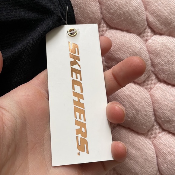 NWT Skechers Seamless 4-Way Stretch Sports Bra Size Small - Picture 3 of 6